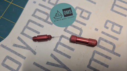 Super glue tip cleaner and applicator