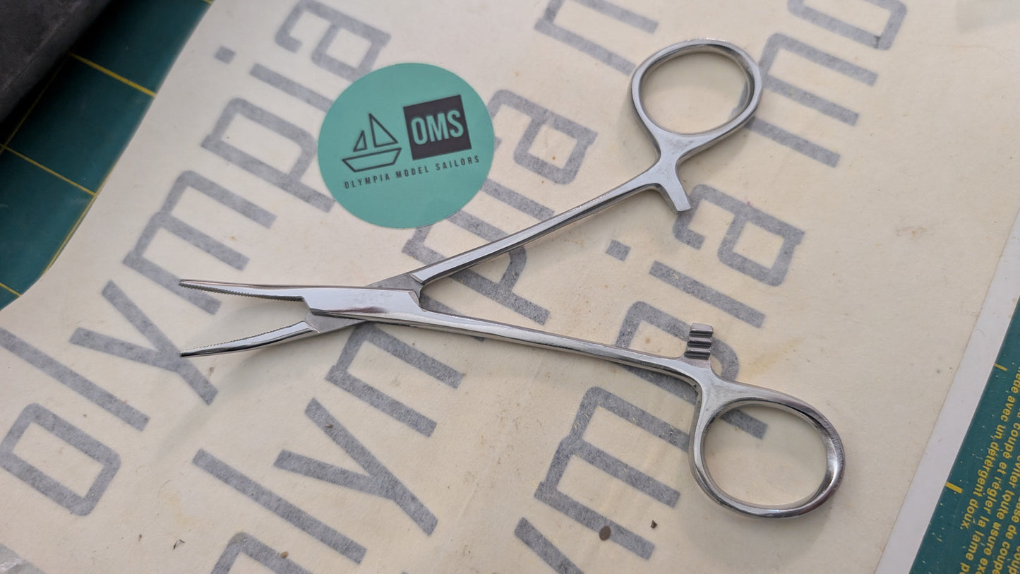 Forceps Curved
